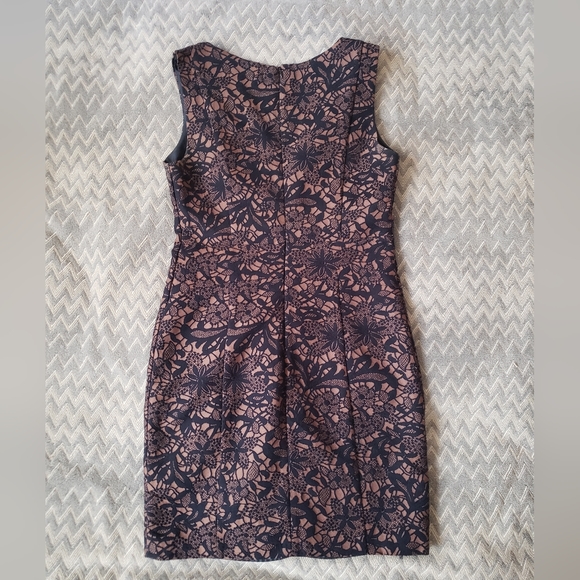 Loft 82 navy blue and cream floral lace dress - Picture 3 of 9